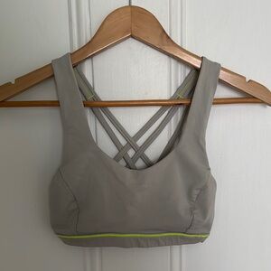 Lululemon Free To Be Serene Bra